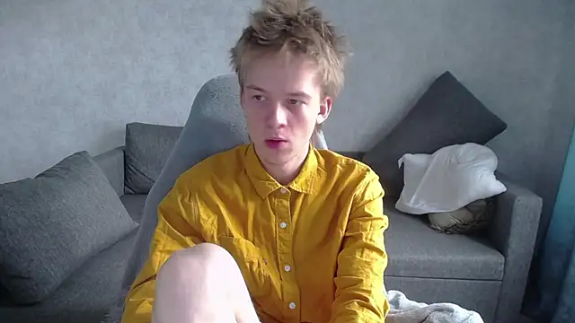 Snapshot of sweetserenity5 chatting on March 21, 2025, 8:28 am sweetserenity5 online show from March 21, 2025, 8:28 am