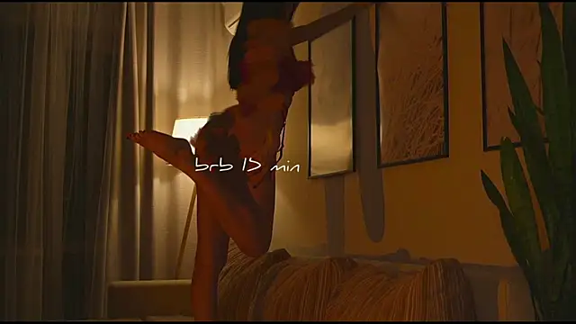 wowmolly online show from November 2, 2025, 9:58 am