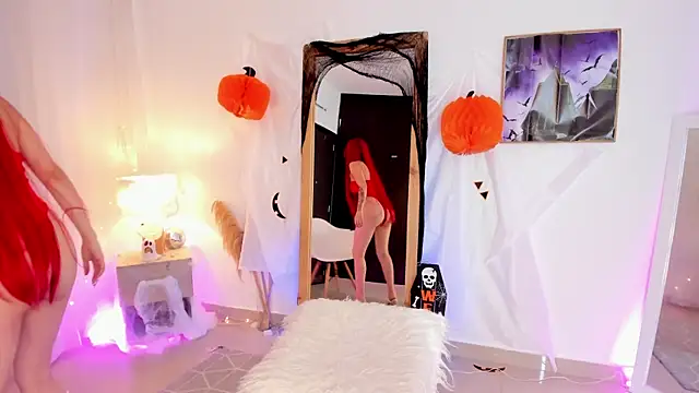 viooletaa online show from October 31, 2025, 6:04 pm