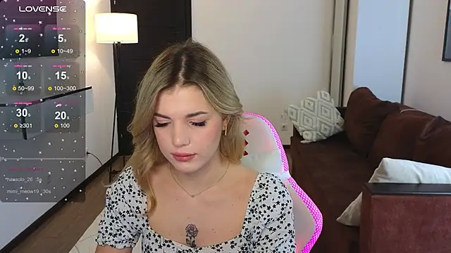 adrianawow1 online show from March 14, 2025, 9:21 pm