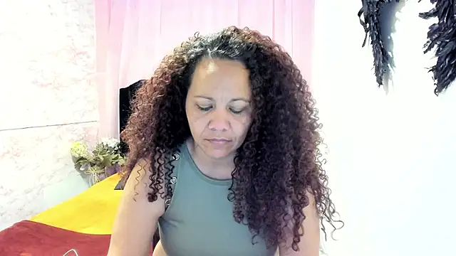 Snapshot of Brunette_sasha chatting on September 9, 2025, 10:25 am Brunette sasha online show from September 9, 2025, 10:25 am