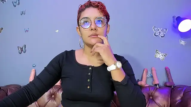 Kaira mosse online show from March 3, 2026, 11:28 am