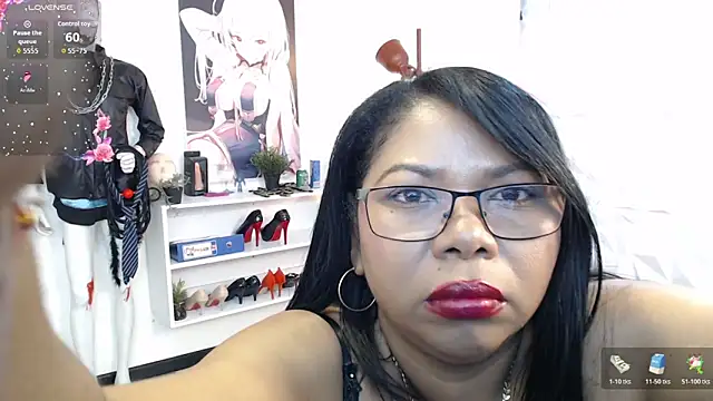 Snapshot of Keilathompson chatting on November 21, 2025, 10:25 am Keilathompson online show from November 21, 2025, 10:25 am