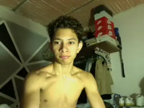 ferchitibellako online show from January 13, 2026, 4:27 am