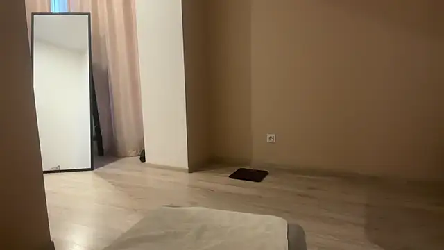 valeriaxxx1 online show from April 13, 2026, 4:22 pm