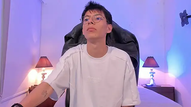 Snapshot of alexandersawyer chatting on November 25, 2025, 12:27 pm alexandersawyer online show from November 25, 2025, 12:27 pm