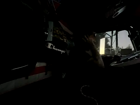 Snapshot of XMeF10 chatting on November 5, 2025, 10:24 pm XMeF10 online show from November 5, 2025, 10:24 pm