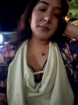 Snapshot of yarely9 chatting on May 16, 2026, 3:38 am yarely9 online show from May 16, 2026, 3:38 am