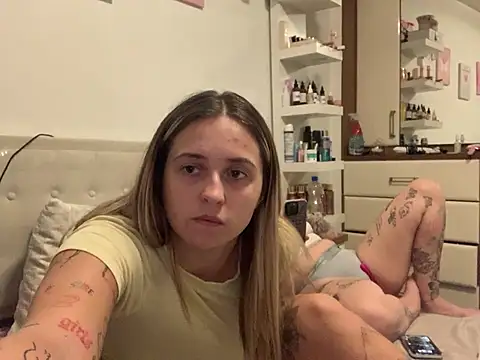 Snapshot of Sexyyduoxx chatting on January 12, 2025, 8:36 pm Sexyyduoxx online show from January 12, 2025, 8:36 pm