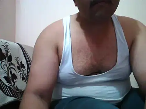 Snapshot of Akhil3290 chatting on March 24, 2026, 4:40 pm Akhil3290 online show from March 24, 2026, 4:40 pm