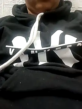 Snapshot of Dirty_couple_11 chatting on December 13, 2024, 8:30 am Dirty couple 11 online show from December 13, 2024, 8:30 am