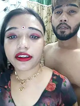 Snapshot of Dirty_couple_11 chatting on February 26, 2025, 8:28 am Dirty couple 11 online show from February 26, 2025, 8:28 am