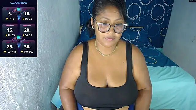 Snapshot of miajoseph_ chatting on April 26, 2026, 3:37 am miajoseph online show from April 26, 2026, 3:37 am
