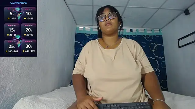 Snapshot of miajoseph_ chatting on May 2, 2026, 3:34 am miajoseph online show from May 2, 2026, 3:34 am