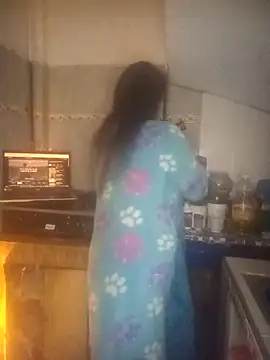 miarosse22 online show from October 5, 2025, 7:10 am