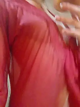 Snapshot of HelenHoltz chatting on February 26, 2026, 2:06 pm HelenHoltz online show from February 26, 2026, 2:06 pm