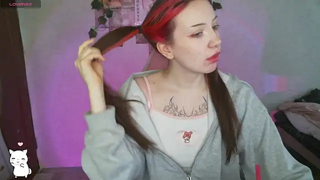 Snapshot of SweetieMollyy chatting on February 28, 2025, 7:48 am SweetieMollyy online show from February 28, 2025, 7:48 am