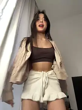 Snapshot of DesiredHoney chatting on February 14, 2025, 12:57 pm DesiredHoney online show from February 14, 2025, 12:57 pm