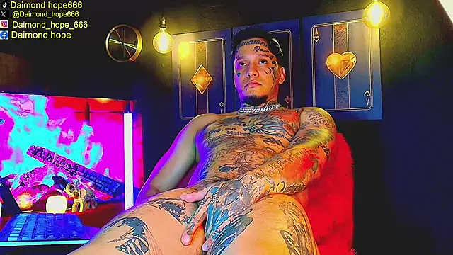 daimond hope666 online show from November 25, 2025, 8:31 pm