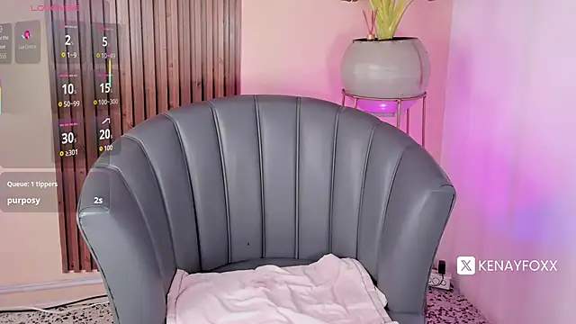 Snapshot of kenayfox chatting on November 22, 2025, 6:56 am kenayfox online show from November 22, 2025, 6:56 am