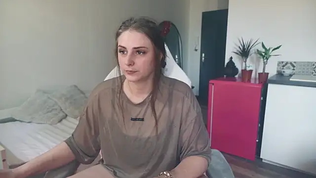 Snapshot of ce_leste__ chatting on March 13, 2026, 11:15 am ce leste online show from March 13, 2026, 11:15 am