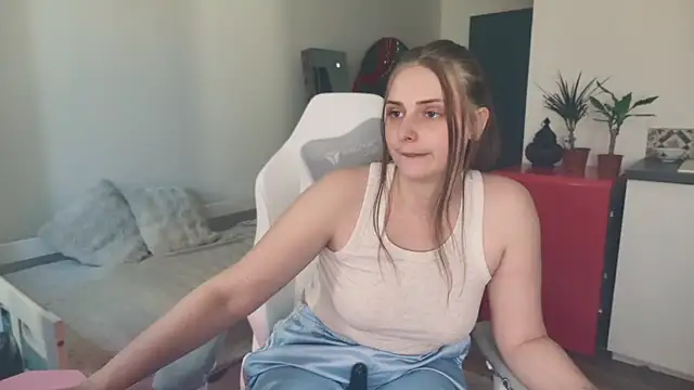 Snapshot of ce_leste__ chatting on March 27, 2026, 12:06 pm ce leste online show from March 27, 2026, 12:06 pm