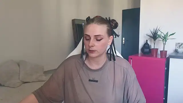 Snapshot of ce_leste__ chatting on March 20, 2026, 11:55 am ce leste online show from March 20, 2026, 11:55 am