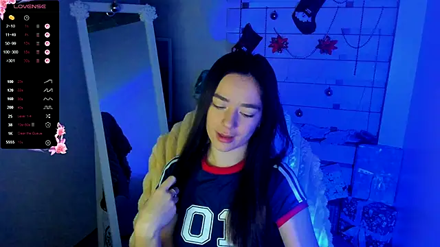 Bella XO online show from December 23, 2025, 7:18 am