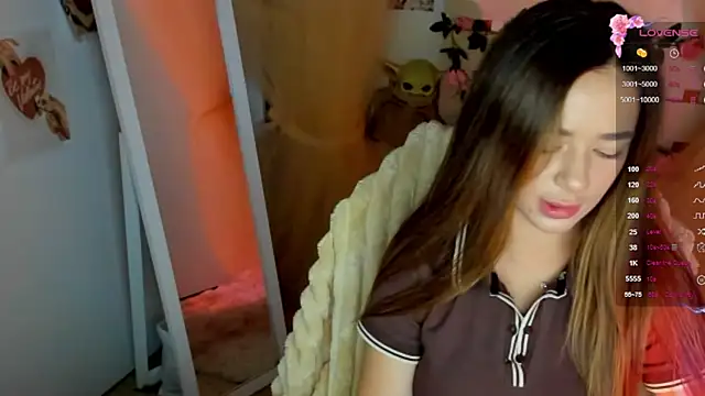 Snapshot of Bella_XO chatting on July 4, 2026, 8:42 am Bella XO online show from July 4, 2026, 8:42 am