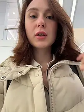 Dina Tease online show from December 17, 2025, 12:43 pm