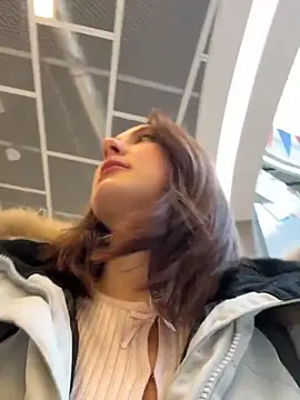 Dina Tease online show from February 8, 2026, 11:08 am