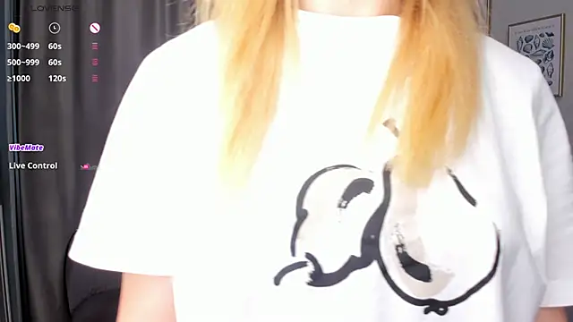 Snapshot of OdetteHarwick chatting on November 9, 2025, 7:45 am OdetteHarwick online show from November 9, 2025, 7:45 am