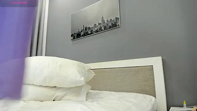 Snapshot of yumisunn chatting on September 26, 2025, 4:08 am yumisunn online show from September 26, 2025, 4:08 am