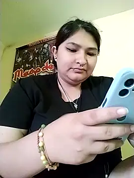Snapshot of _69HONRY chatting on February 5, 2025, 6:15 pm 69HONRY online show from February 5, 2025, 6:15 pm