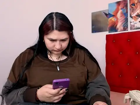  69HONRY online show from November 24, 2025, 1:00 pm