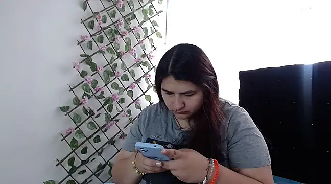 Snapshot of _69HONRY chatting on January 15, 2025, 12:58 pm 69HONRY online show from January 15, 2025, 12:58 pm