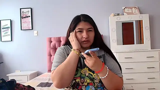 Snapshot of _69HONRY chatting on February 14, 2025, 12:57 pm 69HONRY online show from February 14, 2025, 12:57 pm