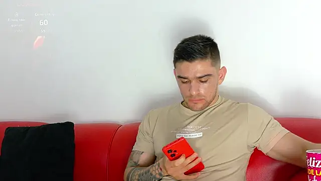 Sexy Alejandro  online show from September 16, 2025, 11:22 am