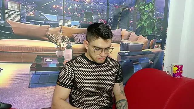 Snapshot of Sexy_Alejandro_ chatting on March 15, 2025, 11:19 am Sexy Alejandro online show from March 15, 2025, 11:19 am