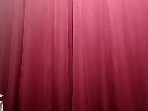 Bigcocks01 online show from February 4, 2025, 3:15 pm