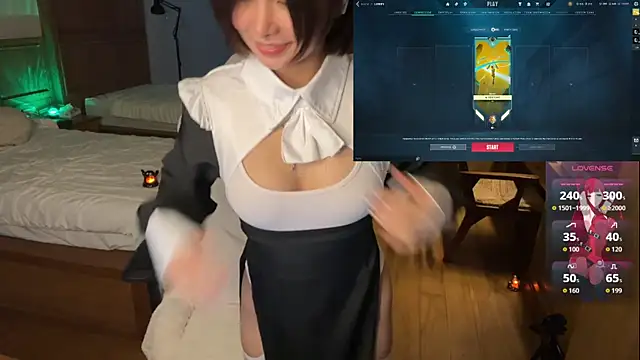 Snapshot of JayJaylov chatting on October 27, 2025, 12:22 am JayJaylov online show from October 27, 2025, 12:22 am