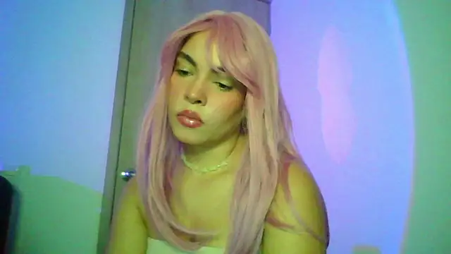 Kiri Cutee online show from October 3, 2025, 4:36 am