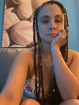 MafeeRoss online show from April 10, 2026, 1:18 pm