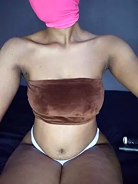 Snapshot of lisa_larry88 chatting on October 12, 2025, 1:51 am lisa larry88 online show from October 12, 2025, 1:51 am