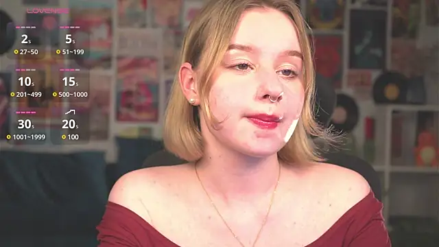 Snapshot of AdeleLoomis chatting on March 19, 2025, 8:45 am AdeleLoomis online show from March 19, 2025, 8:45 am