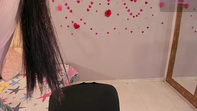 Snapshot of Maia_W10 chatting on March 3, 2026, 12:23 pm Maia W10 online show from March 3, 2026, 12:23 pm