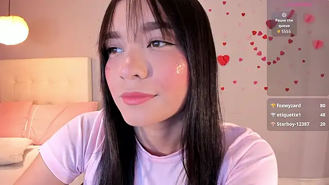 Snapshot of Maia_W10 chatting on March 27, 2026, 12:39 pm Maia W10 online show from March 27, 2026, 12:39 pm