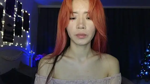 Snapshot of E_v_E_ chatting on January 14, 2025, 1:49 pm E v E online show from January 14, 2025, 1:49 pm