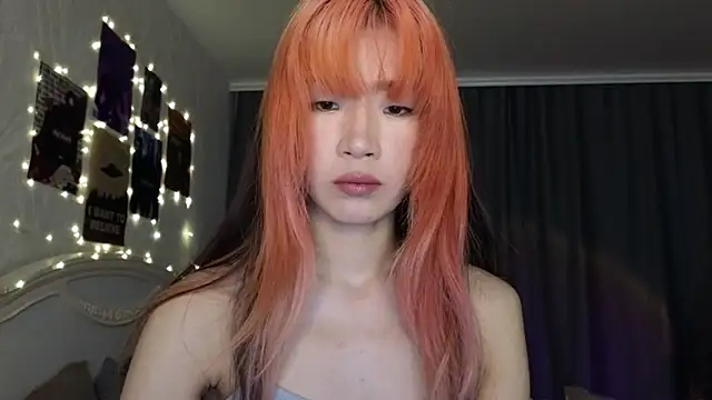 Snapshot of E_v_E_ chatting on March 8, 2025, 1:47 pm E v E online show from March 8, 2025, 1:47 pm