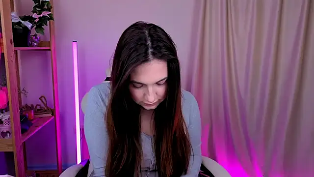 MelissaLovvv online show from October 2, 2025, 6:17 am